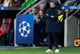 包含阿贾克斯-力克萨尔茨堡欧冠开门红的词条